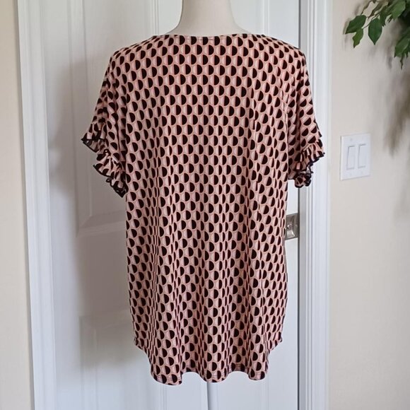 EUC! NY Collection Woman Geometric Blouse Size 2X - Picture 3 of 7
